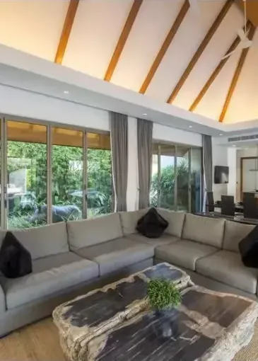 Villa for sale in Thalang