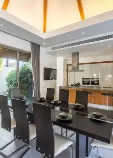 Villa for sale in Thalang