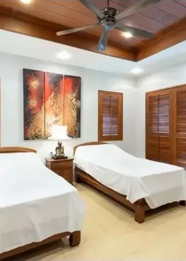 Villa for sale in Thalang