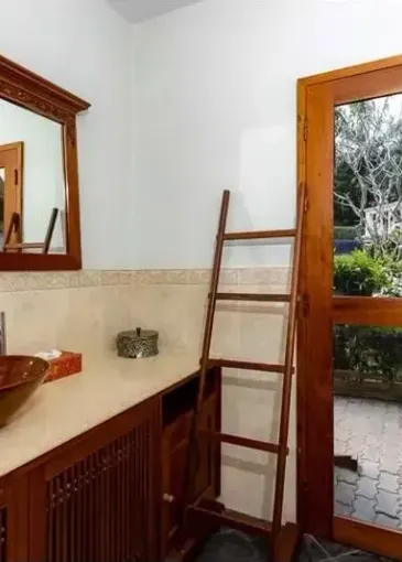Villa for sale in Thalang