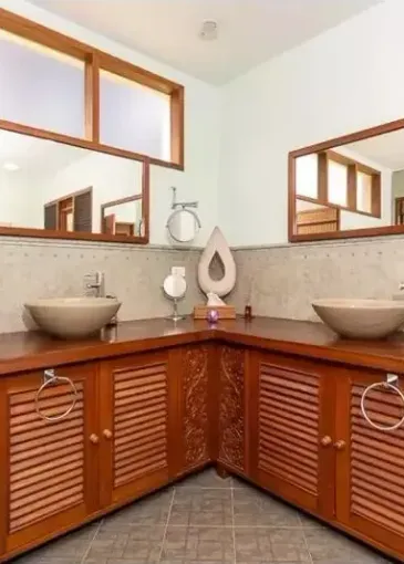 Villa for sale in Thalang