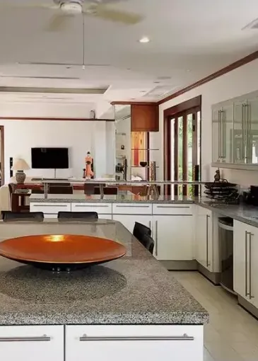 Villa for sale in Thalang