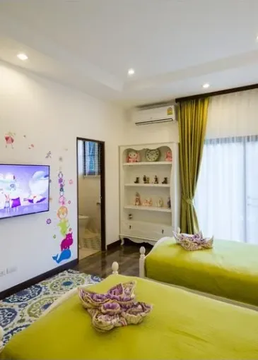 Villa for sale in Kathu